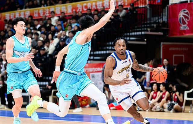 开云体育-广厦主场再战山东全力复仇！胡金秋硬磕陶汉林，王博要亮出杀手锏