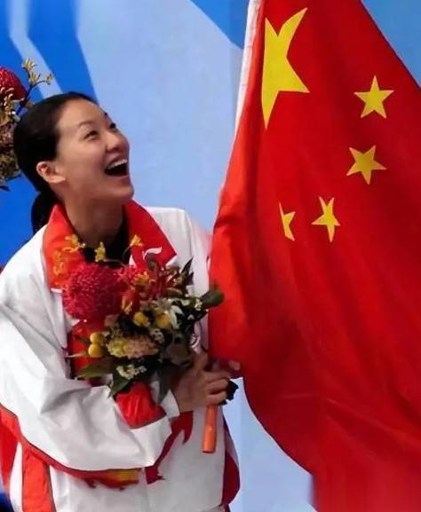 Kaiyun Sports-恩爱24年难敌残酷现实！74岁梁锦松明显衰老，48岁伏明霞仍貌美如花|郭晶晶|婚姻|岁月|爱情|荣耀_新浪娱乐_新浪新闻